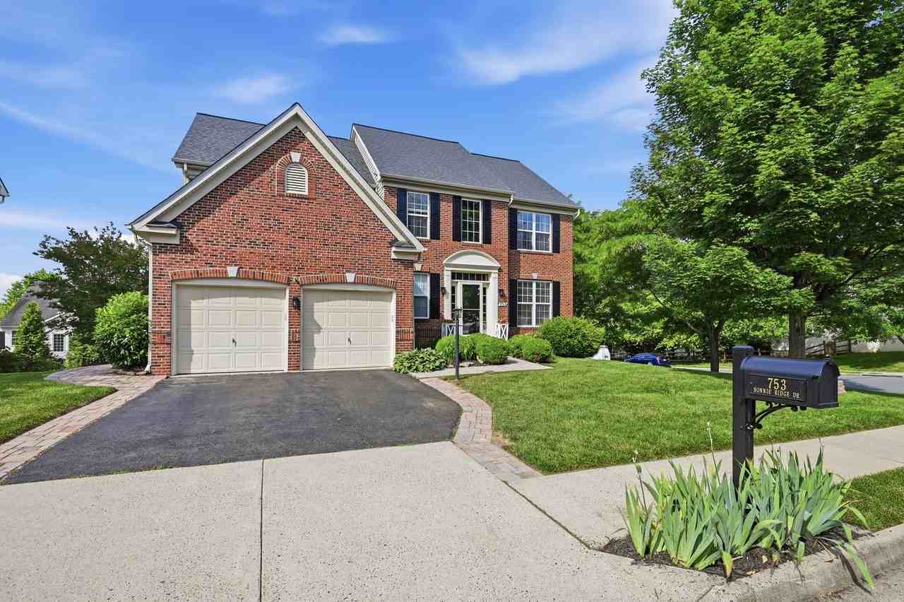753 Bonnie Ridge Dr Ne - Photo 6 of 36