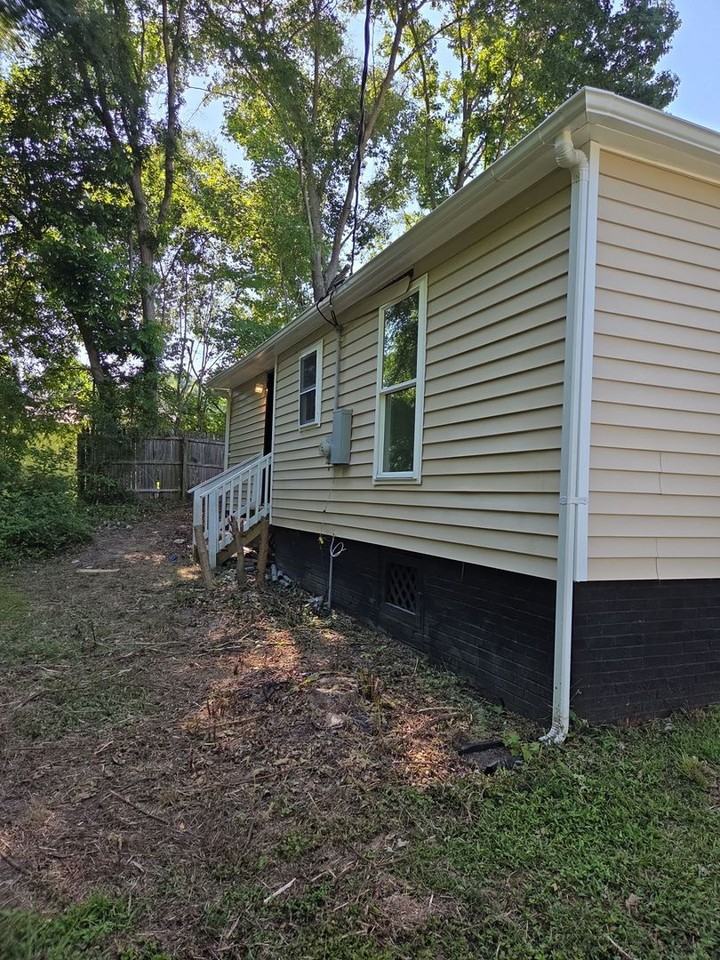 2357 Old Blackmon Ln - Photo 2 of 14
