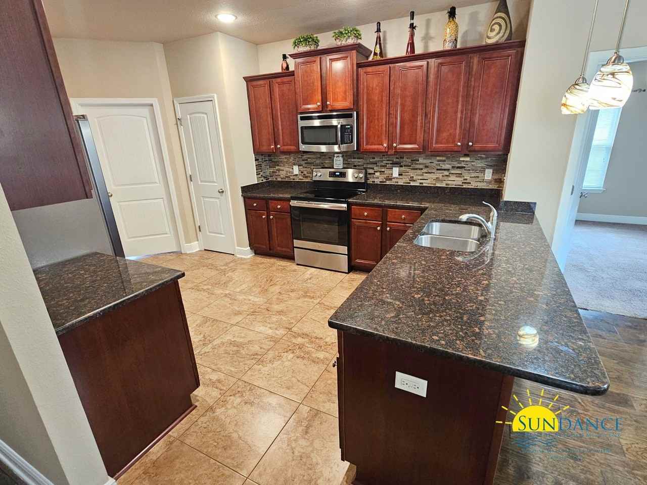 107 Gustaf Dr - Photo 4 of 25