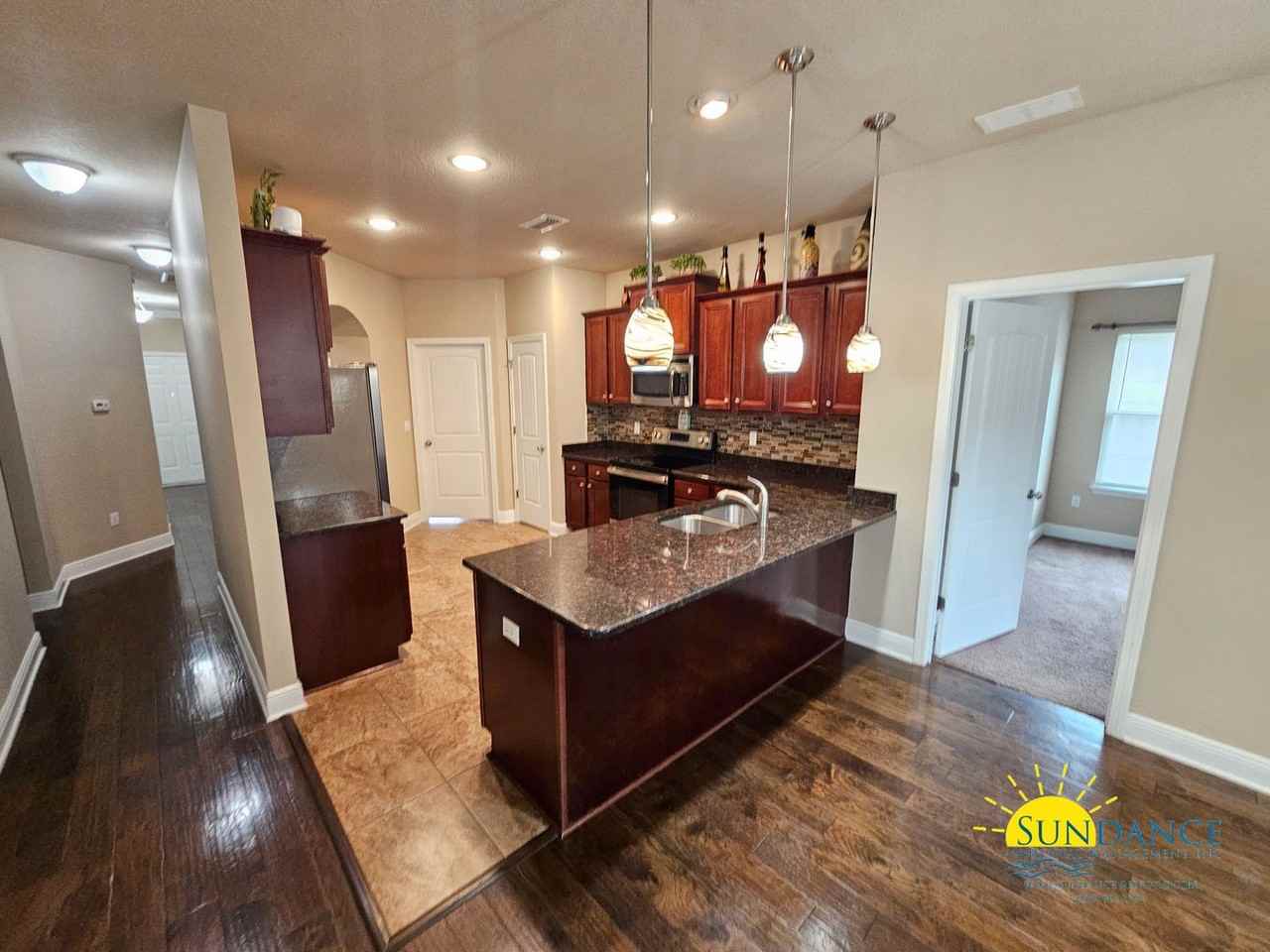 107 Gustaf Dr - Photo 5 of 25