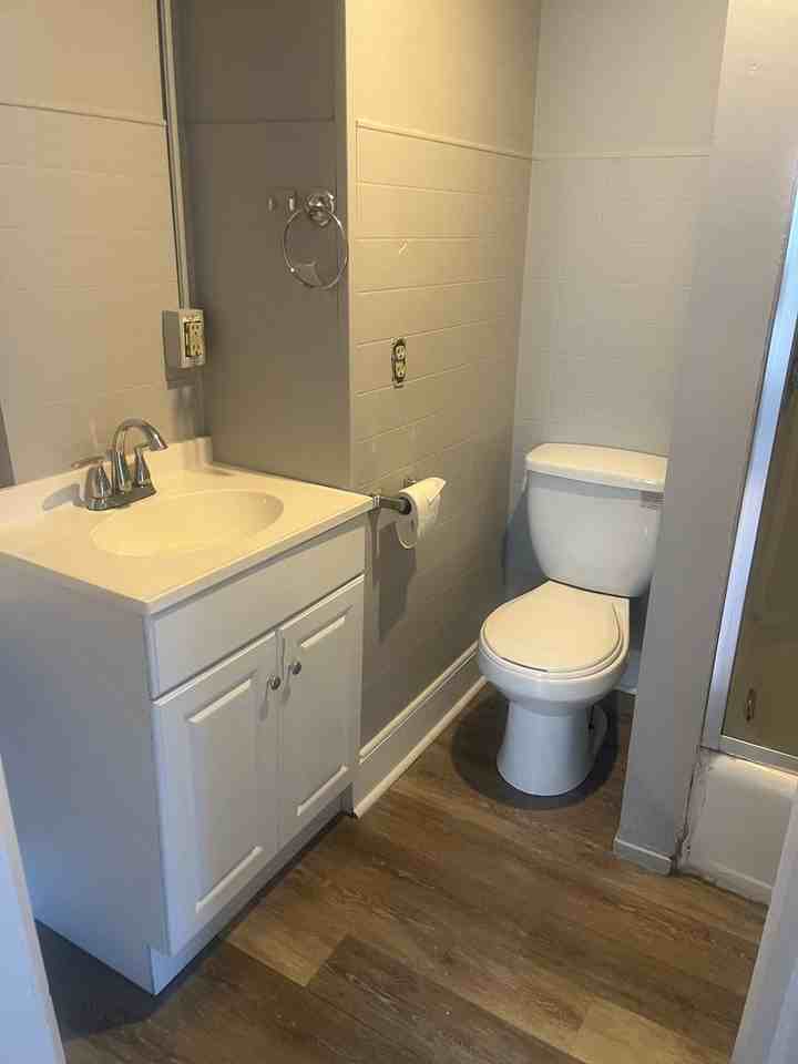 205 Church St - Photo 5 of 7