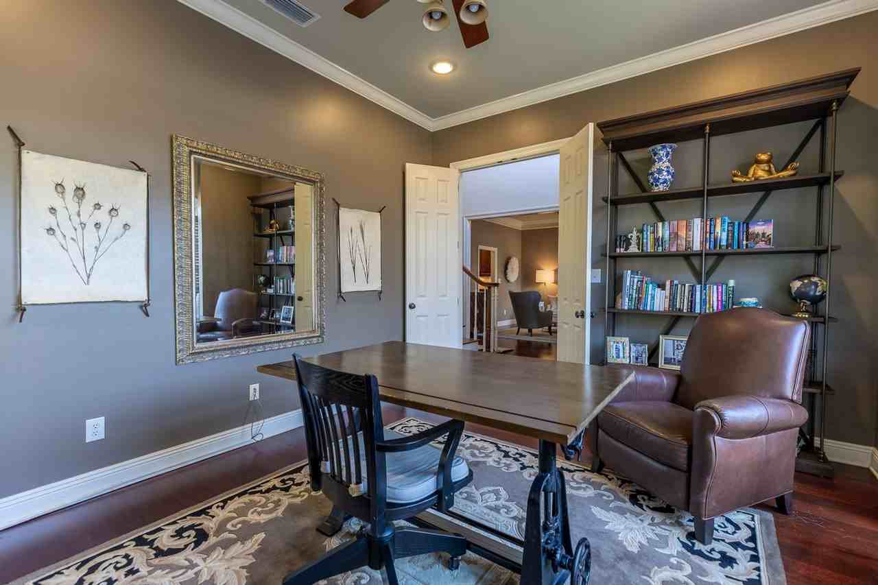 7316 Northbrook Cir - Photo 5 of 42