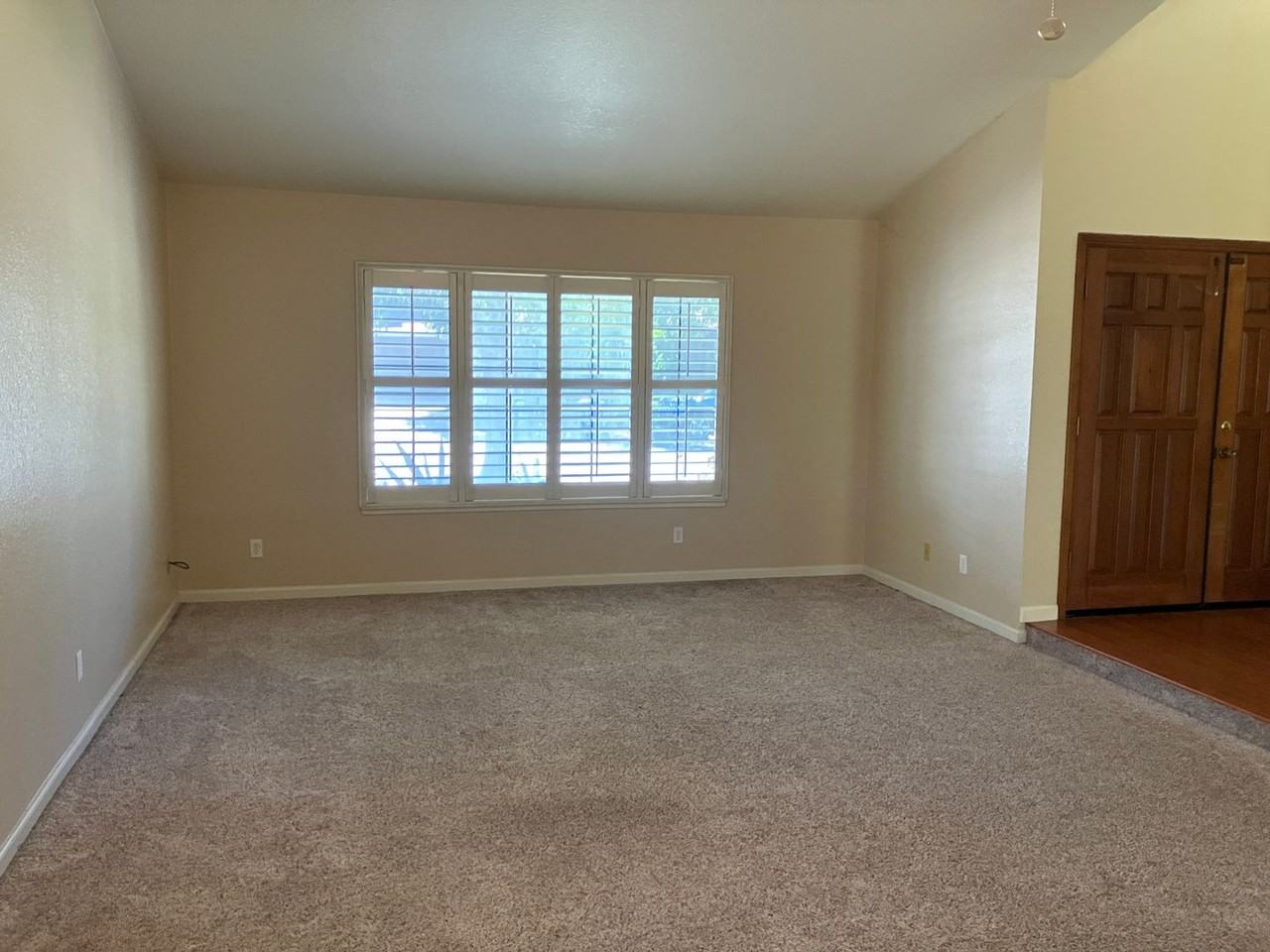 1717 Whippoorwill Ct - Photo 4 of 27