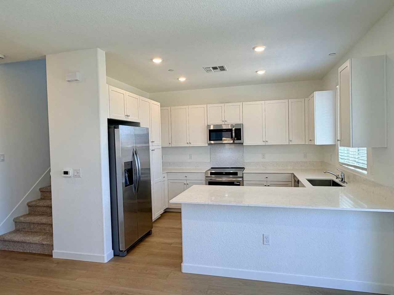 8371 Valpane Way - Photo 4 of 36