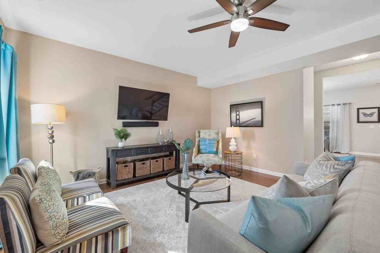 7717 Tranquil Trl - Photo 7 of 34