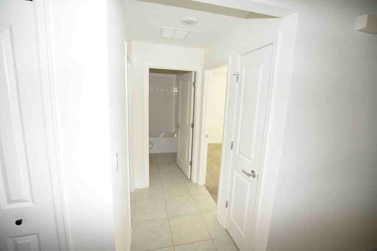 1359 Lassen St - Photo 5 of 30