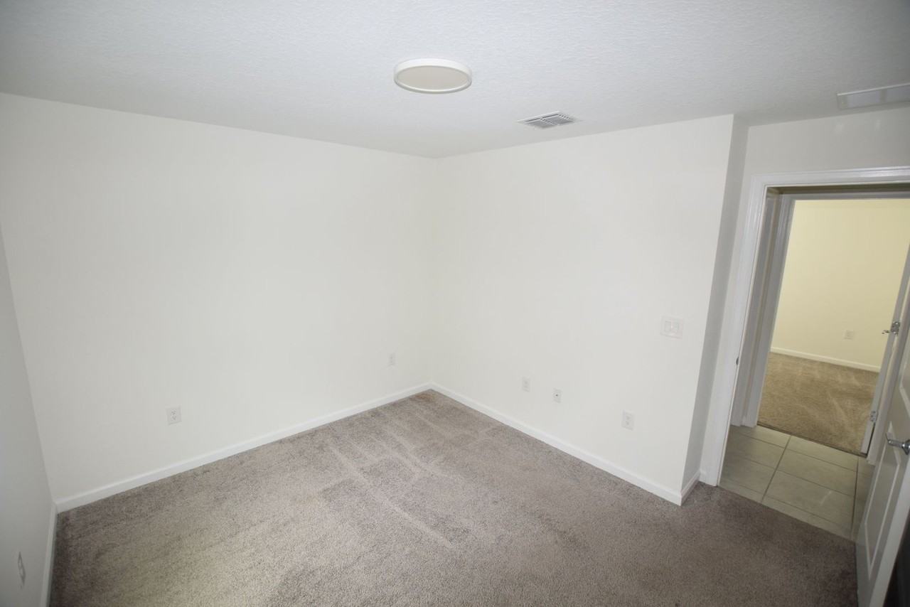 1359 Lassen St - Photo 7 of 30