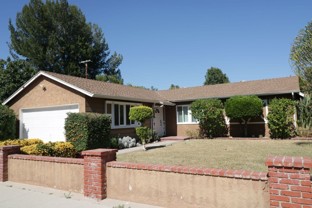 22325 Wyandotte St - Photo 1 of 1