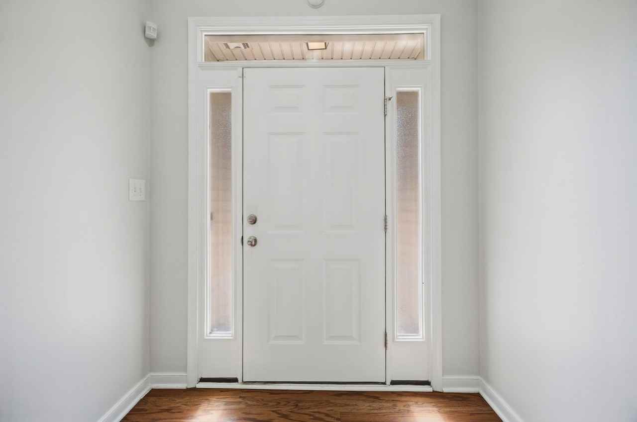 64 Transit Ln - Photo 6 of 36