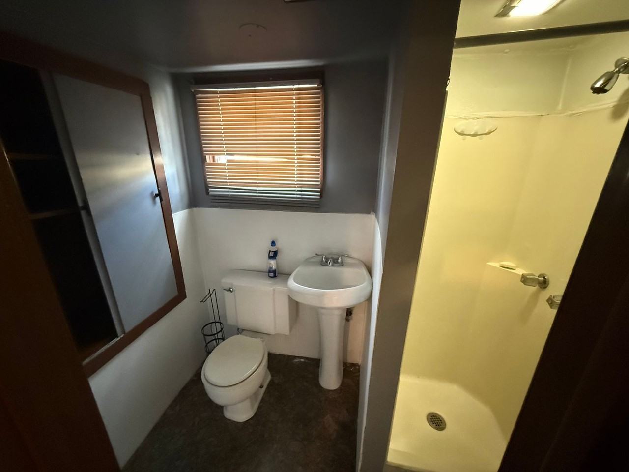 312 Blackman St - Photo 6 of 7