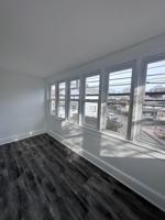 featured image of 153 Vine St #4
