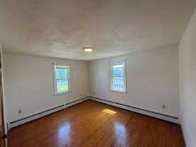 520 Oak St #4 - Photo 1 of 1