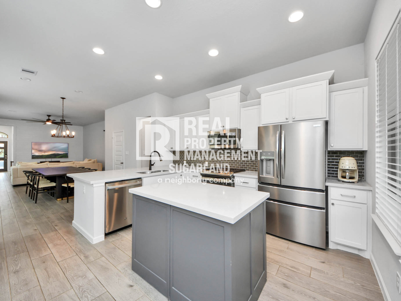4219 Colony Ln - Photo 4 of 37
