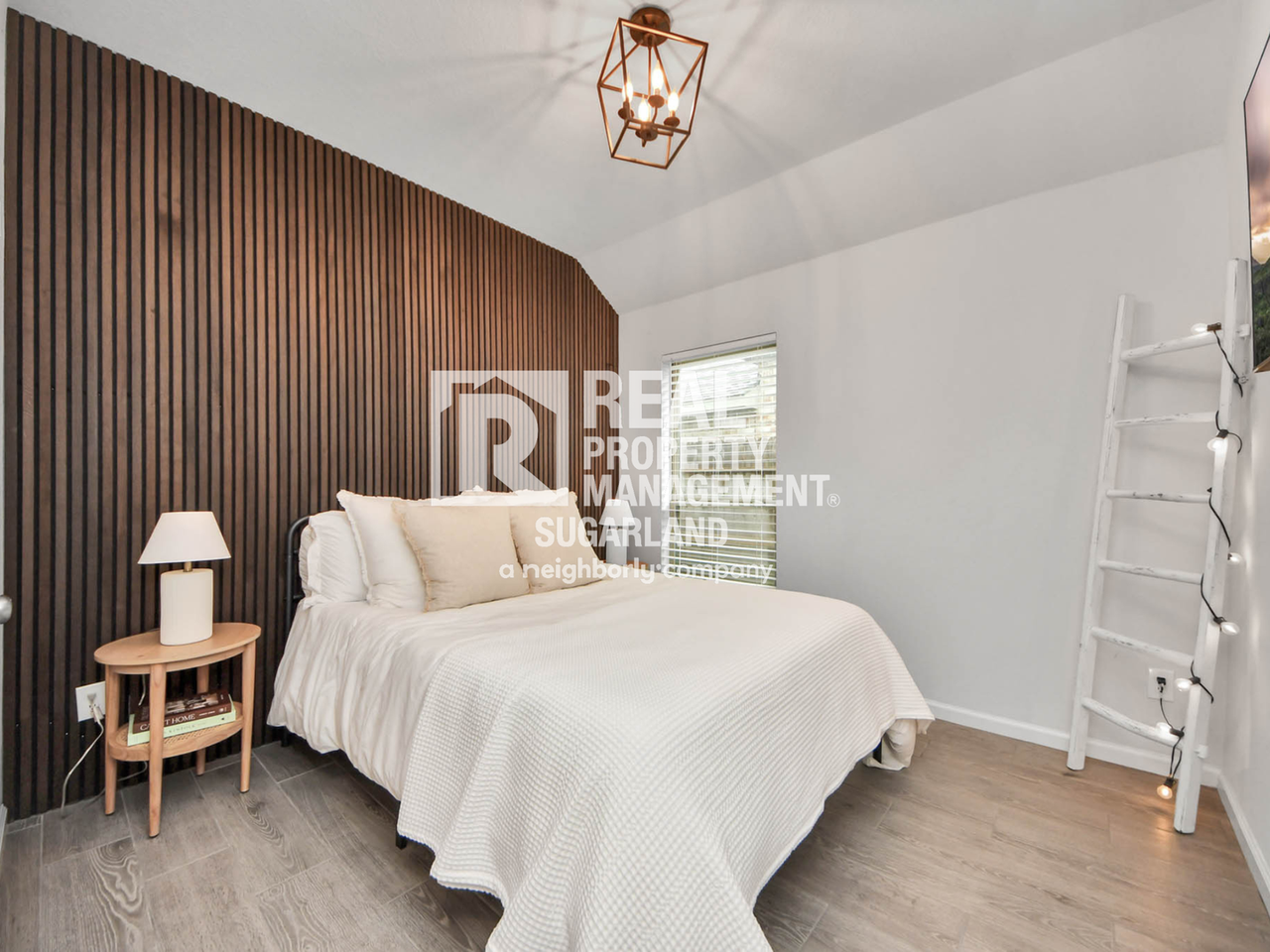 4219 Colony Ln - Photo 6 of 37