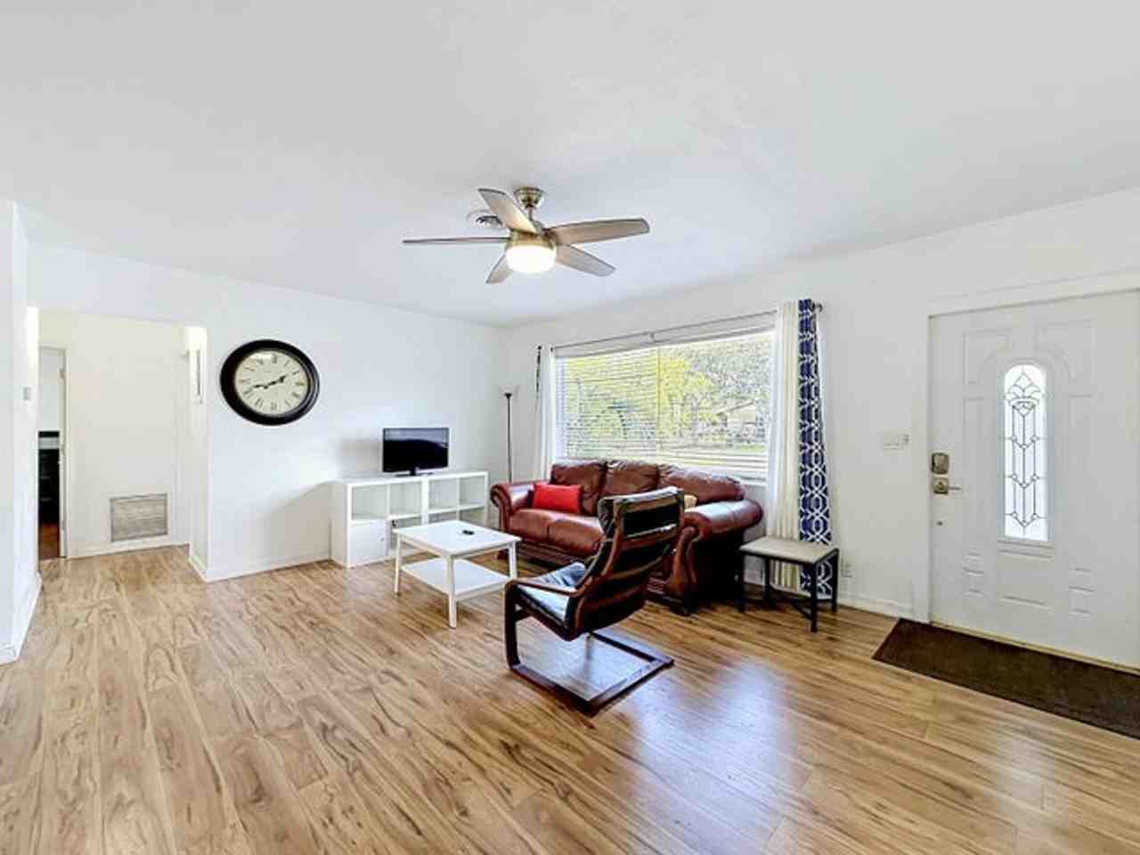 2000 Ne 62nd St - Photo 5 of 19