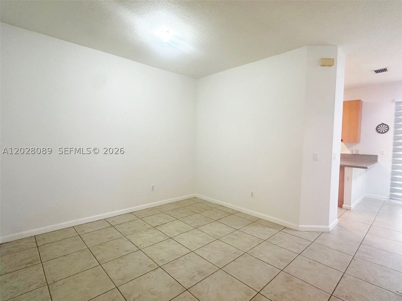 662 Ne 21st Ter - Photo 6 of 33