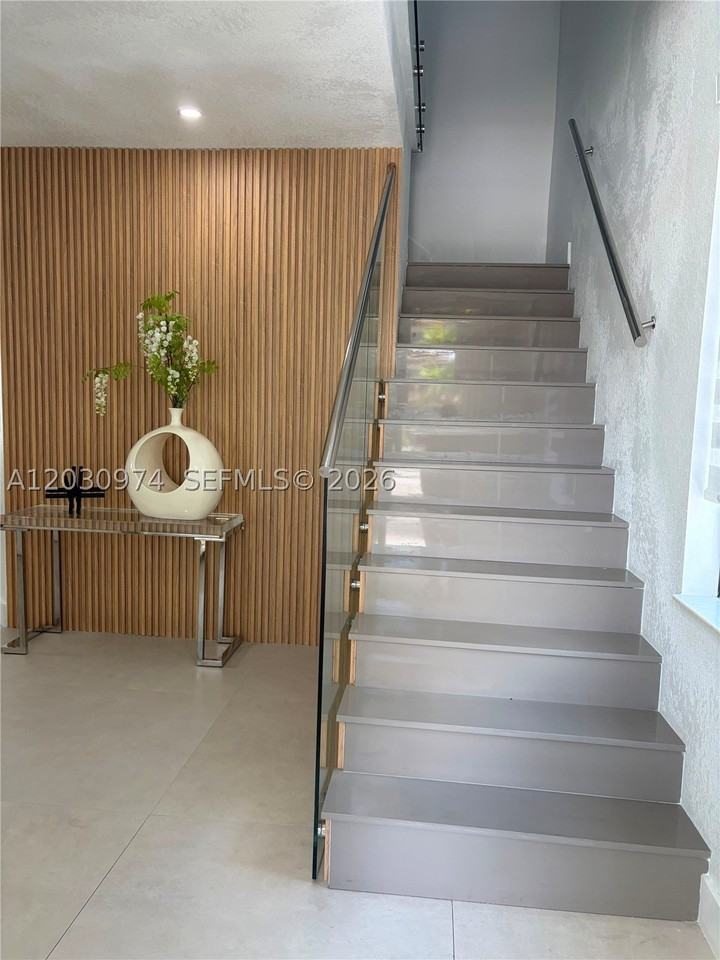 3531 W 88th St - Photo 6 of 13