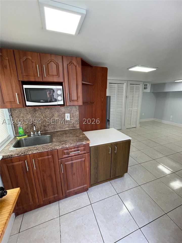3333 W 4th Ave #A - Photo 2 of 8