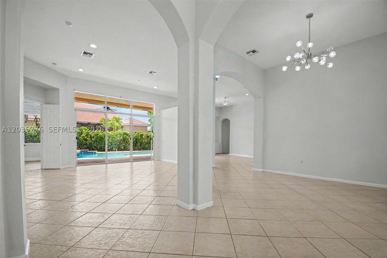 15957 Sw 16th St #NA - Photo 5 of 23