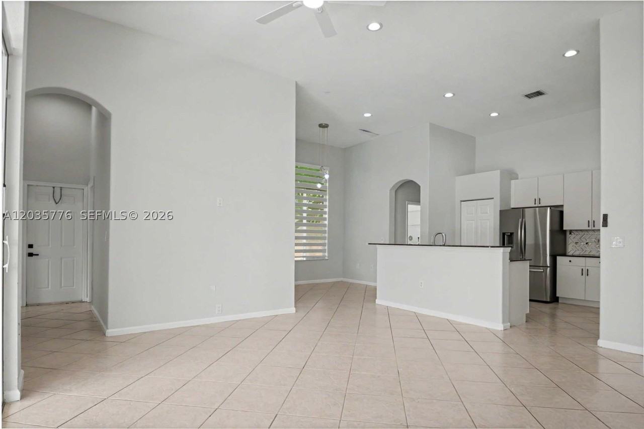 15957 Sw 16th St #NA - Photo 7 of 23