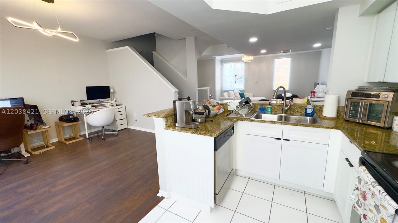 2845 Ne 185th St #908 - Photo 7 of 29