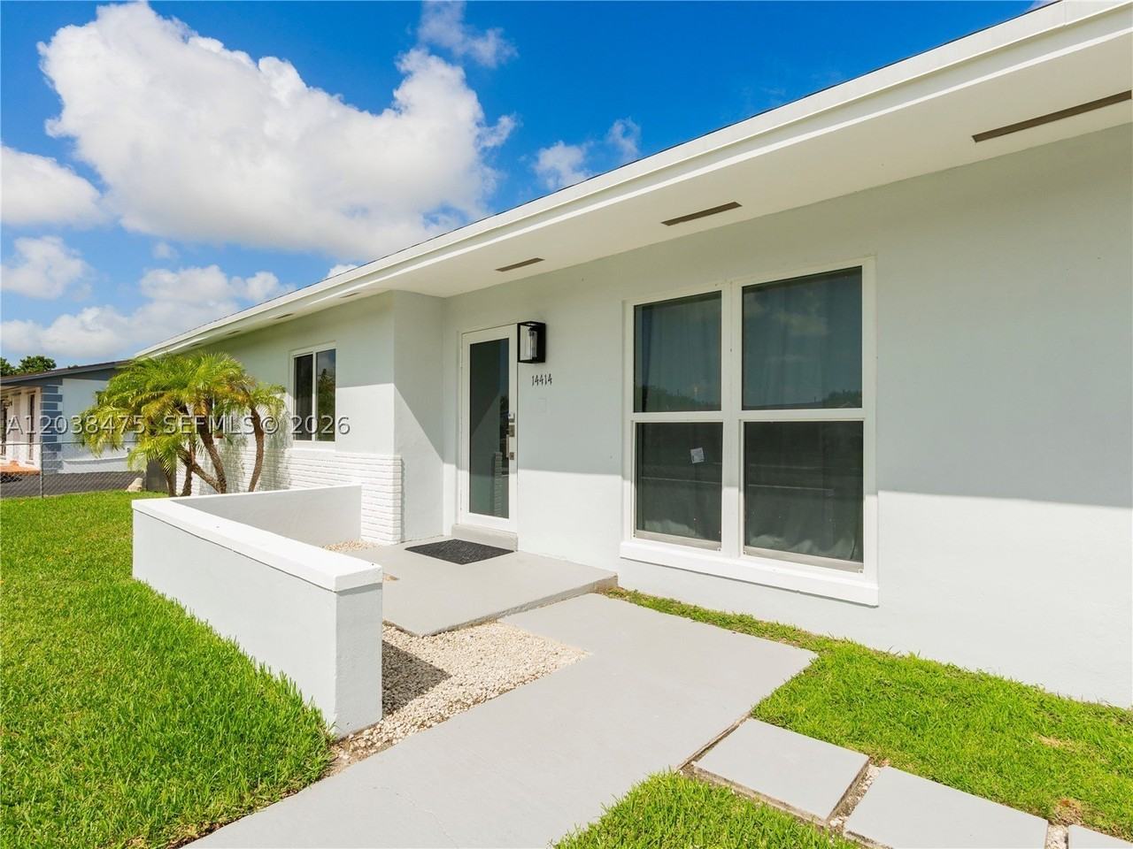 14414 Sw 105th Ct #0 - Photo 4 of 24