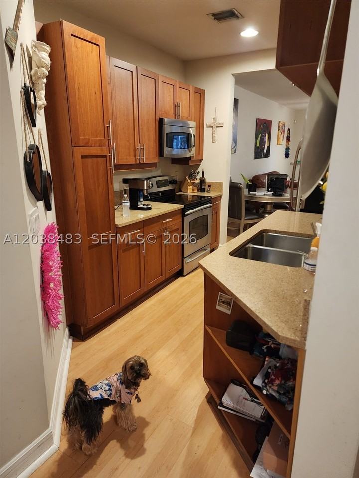 259 Sw 13th Ter #259 - Photo 4 of 7