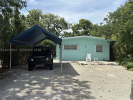 featured image of 8 Jewfish Ave