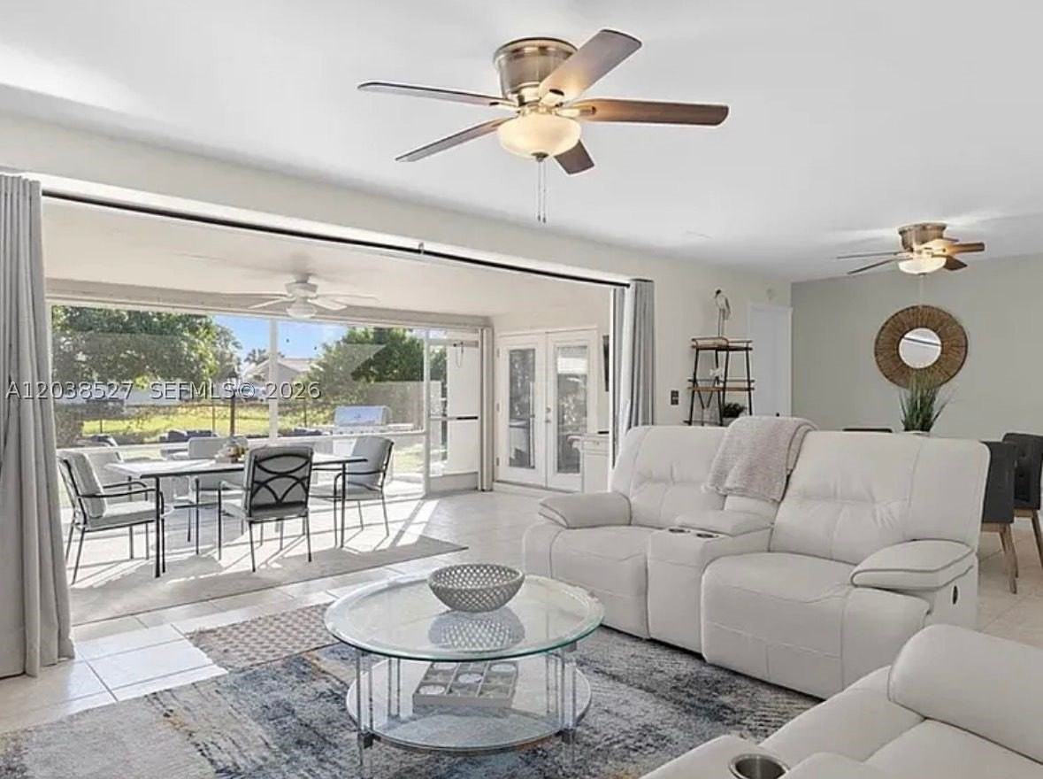 2623 Se 17th Ave #2623 - Photo 3 of 13