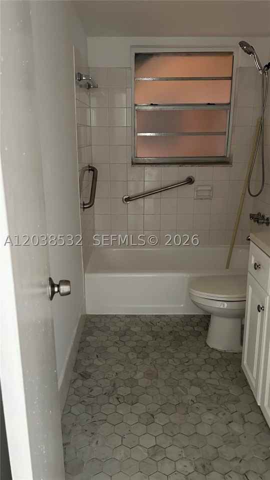 9962 Sw 88th St #712-7 - Photo 5 of 15