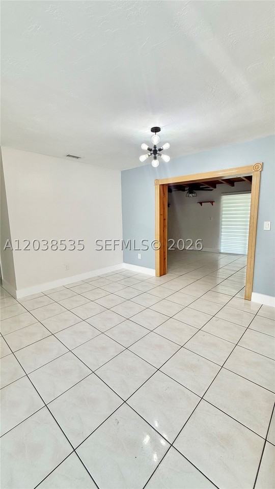 11952 Sw 37th Ter - Photo 6 of 22