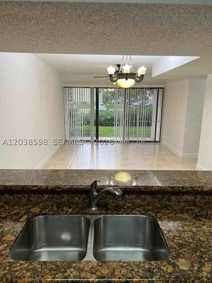 1561 Balfour Point Dr #B - Photo 3 of 22