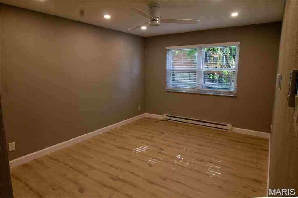 5349 Arsenal St #8 - Photo 6 of 11