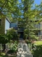 featured image of 246 Crosspointe Dr