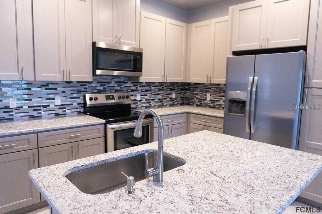 59 Fanshawe Ln #B - Photo 5 of 16