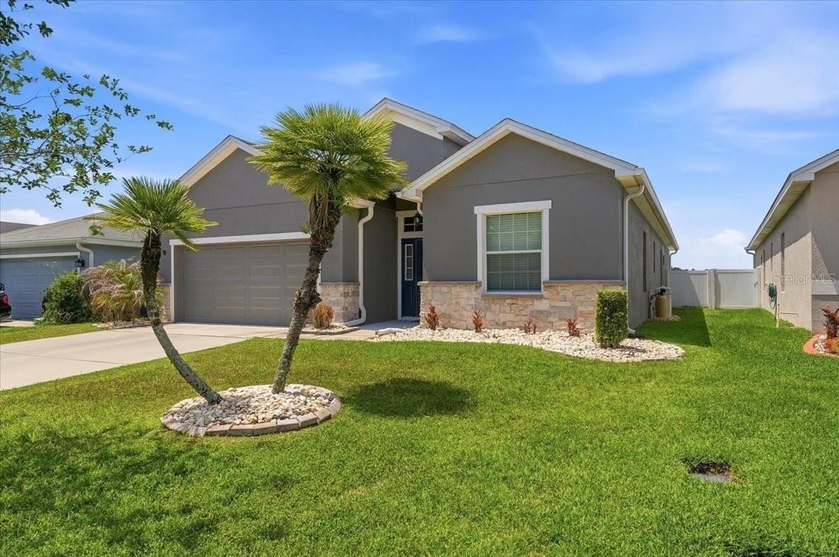 3615 Peregrine Way - Photo 3 of 49