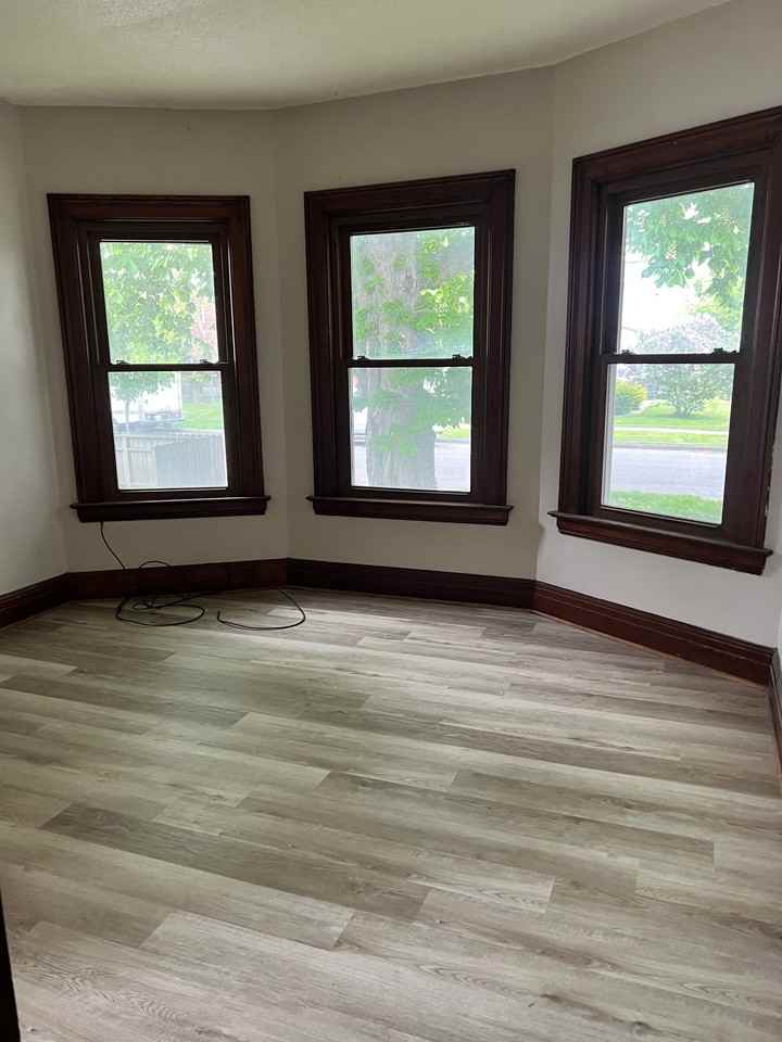 456 27th St #1 - Photo 7 of 9