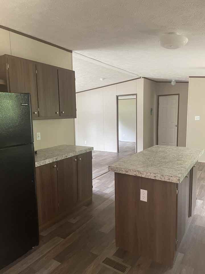 326 Oak Leaf Cir #1 - Photo 3 of 15