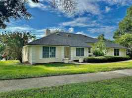 featured image of 1207 Almond Tree Ct