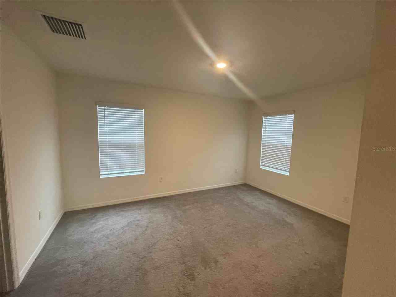 33952 Jasper Stone Dr - Photo 4 of 9