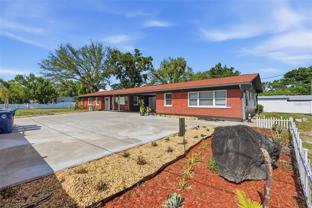 10107 N Aster Ave - Photo 1 of 1
