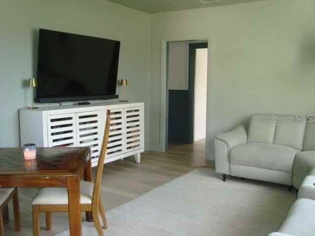 11 N Crest Ave - Photo 5 of 39