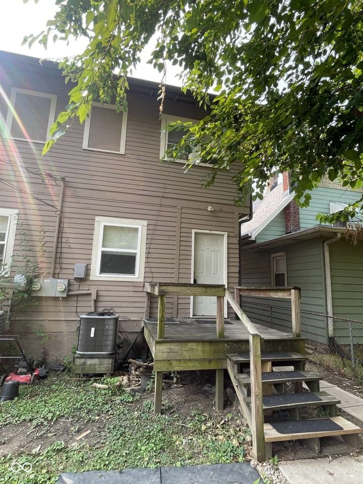 4212 E Washington St - Photo 3 of 19