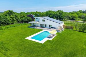 featured image of 420 Old Farm Rd