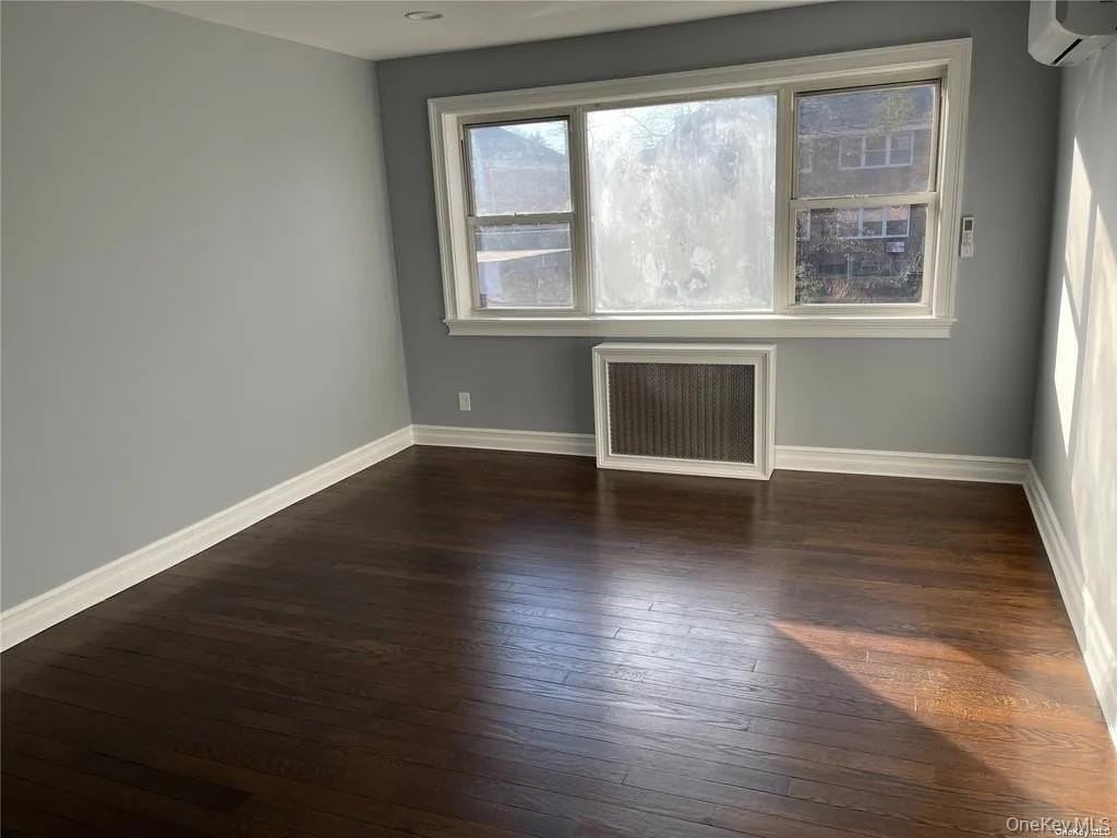 14 Linden St - Photo 2 of 10
