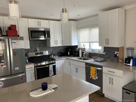 featured image of 533 E Chester St #UPPER