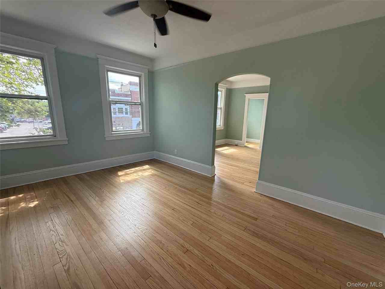 632 Middle Neck Rd #2ndFL - Photo 3 of 14