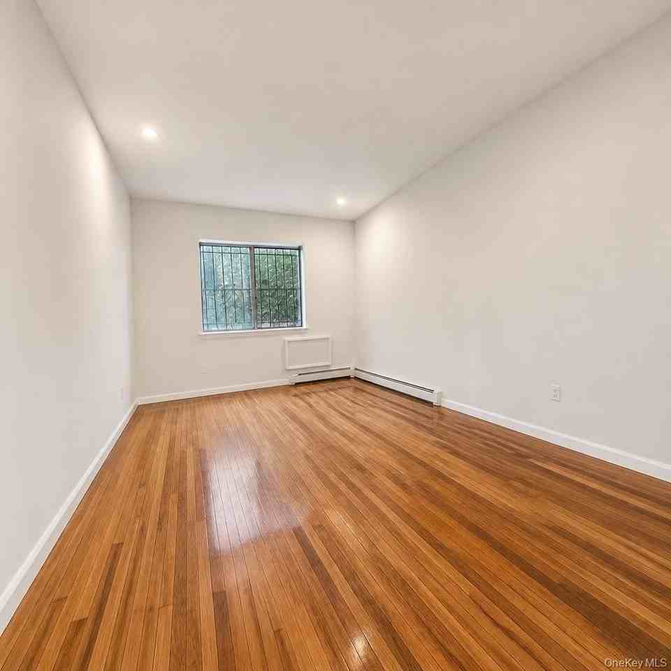 17912 145th Ave #1 - Photo 4 of 7