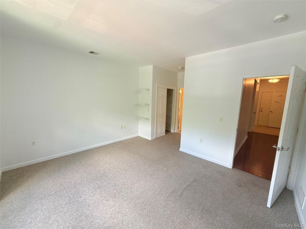 935 Tower Ridge Cir - Photo 4 of 24