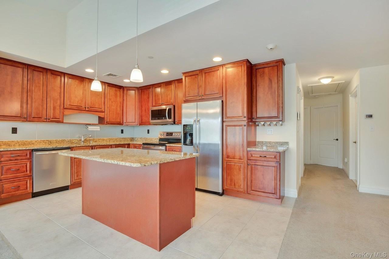 34 Della Dr - Photo 3 of 22